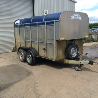 GET126 Livestock Trailer Power Deck - 2010 Side