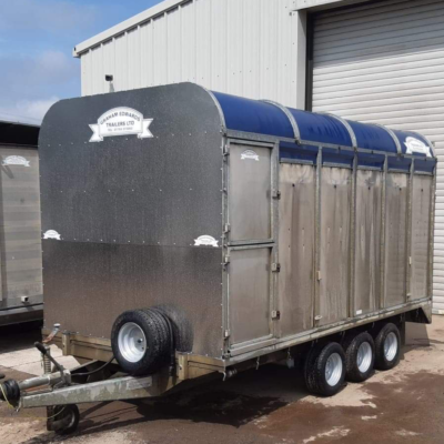 DM12T Demountable Livestock Trailer - 2006 Front View